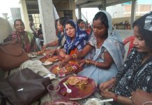 निजी अस्पतालों में सरकारी नौकरी का फर्ज निभा रही आशा बहुएं