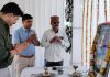 मां को श्रद्धांजलि देने शेरवा पहुंचे डॉ. आलोक पालीवाल, कहा- सेवा का रिश्ता भावनाओं से भी होता है