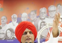 अयोध्या में आस्था से खिलवाड़, भाजपा को न चंदा मिलेगा, न दान और न वोट: अखिलेश यादव