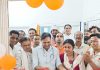 रक्तदान शिविर में जुटे व्यापारी, 29 यूनिट रक्त संग्रह