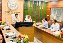 ई-केवाईसी जल्द पूरी करें, राशन वितरण में न हो देरी: डीएम