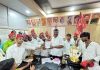 निषाद पार्टी कार्यकर्ताओं ने विधायक को सौंपा ज्ञापन, आरक्षण बहाली की उठाई मांग