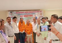 एलआईसी अभिकर्ता फेडरेशन के मंडलीय चुनाव में संजय कुमार सिंह अध्यक्ष व त्रिभुवन यादव सचिव निर्वाचित