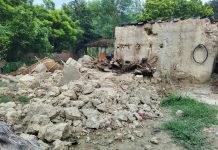 कच्ची दीवार ढही, मलबे में दबकर मां-बेटी की मौत